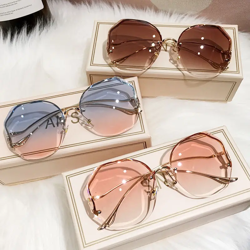 Gafas De Sol Poligonales Para Mujer,Lentes De Sol De Diseño A La Moda, Montura - Buy Mujer Gafas De Sol De Moda Para Damas,Gafas De Sol De Diseño Auténtico Para Las Niñas,Barato