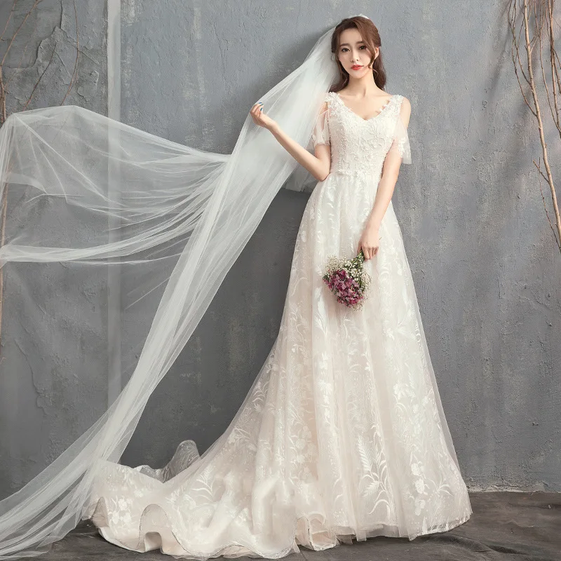 2020 a Line Designer Backless  Applique Wedding Gowns French Looks Slim and Light Wedding Dresses
