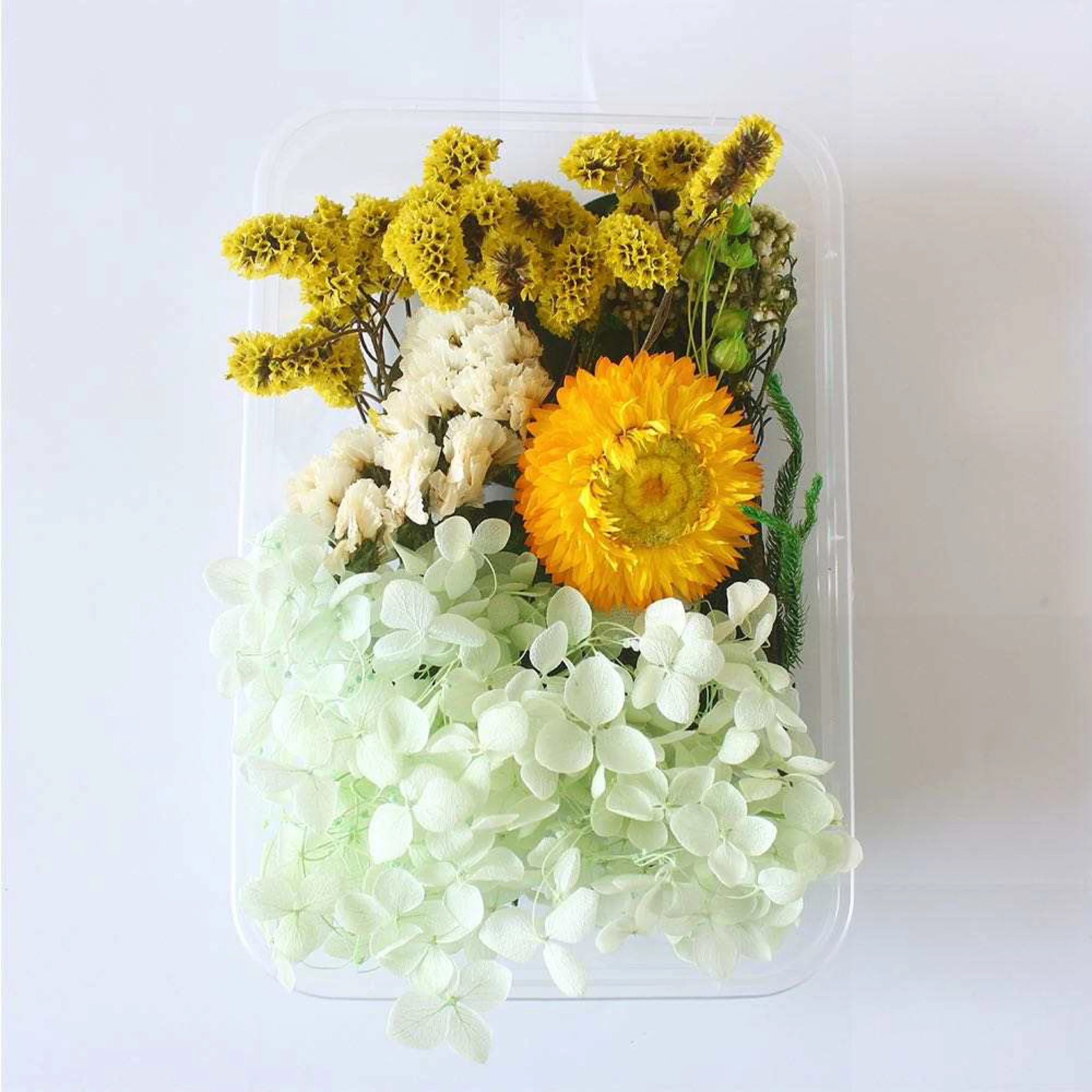 ありす　フラワーデザインキャンドル ありす フラワーデザインキャンドル ホワイトローズLEDホワイト