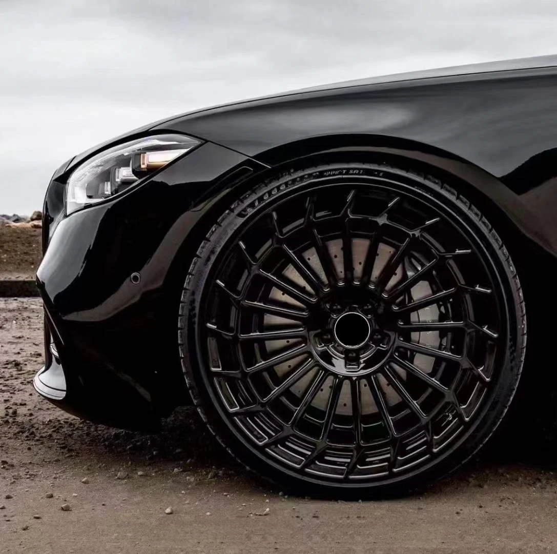 メルセデス・ベンツ AMG C43 C63 E63 用フォージドアロイホイール 18