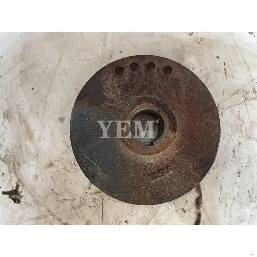 V2203 Crankshaft Pulley for Kubota Diesel Engine Machinery Engine Parts
