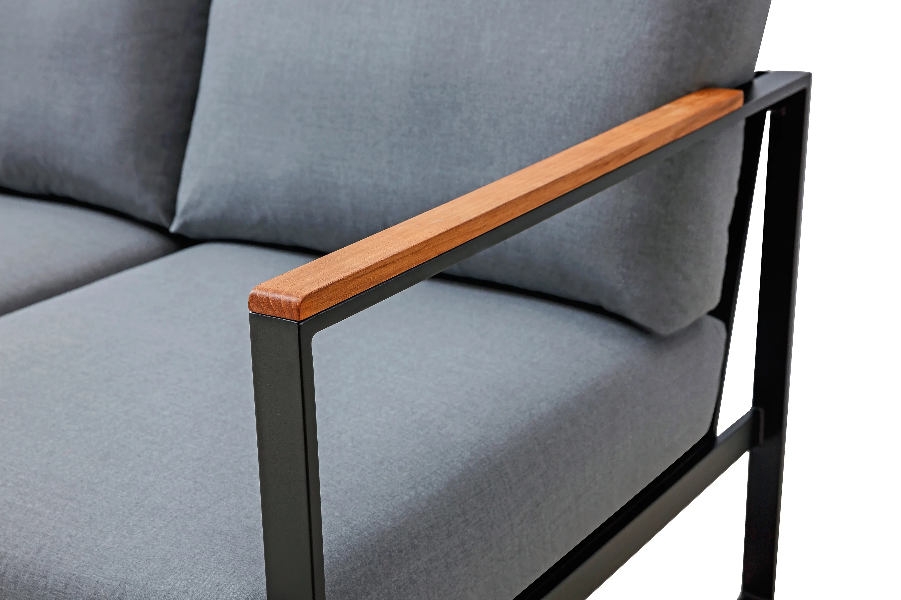 Customized Luxurious Garden Cushion Iron Frame Sofa Patio Terrace