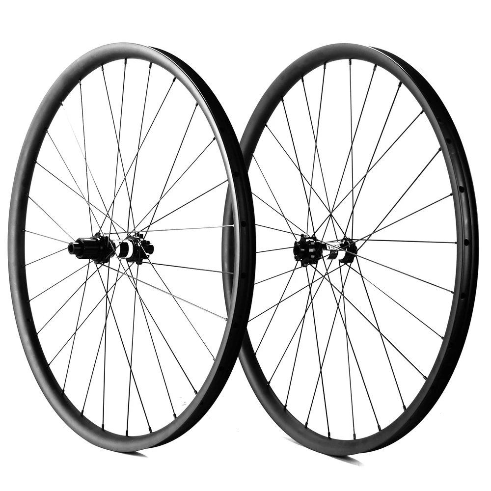 carbon bike wheel