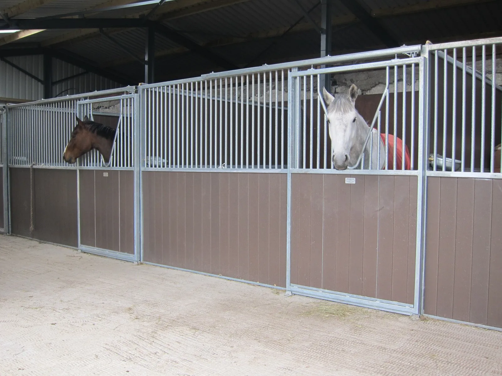 Baixe o mod Mod de Estábulos (1.16.5) - Estábulos para animais para  Minecraft gratuitamente no site DLCfun, image size:1600x1200