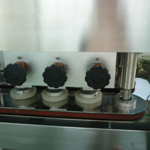 JF D902 High Speed Automatic Capping Screwing Machine for Packing Machine