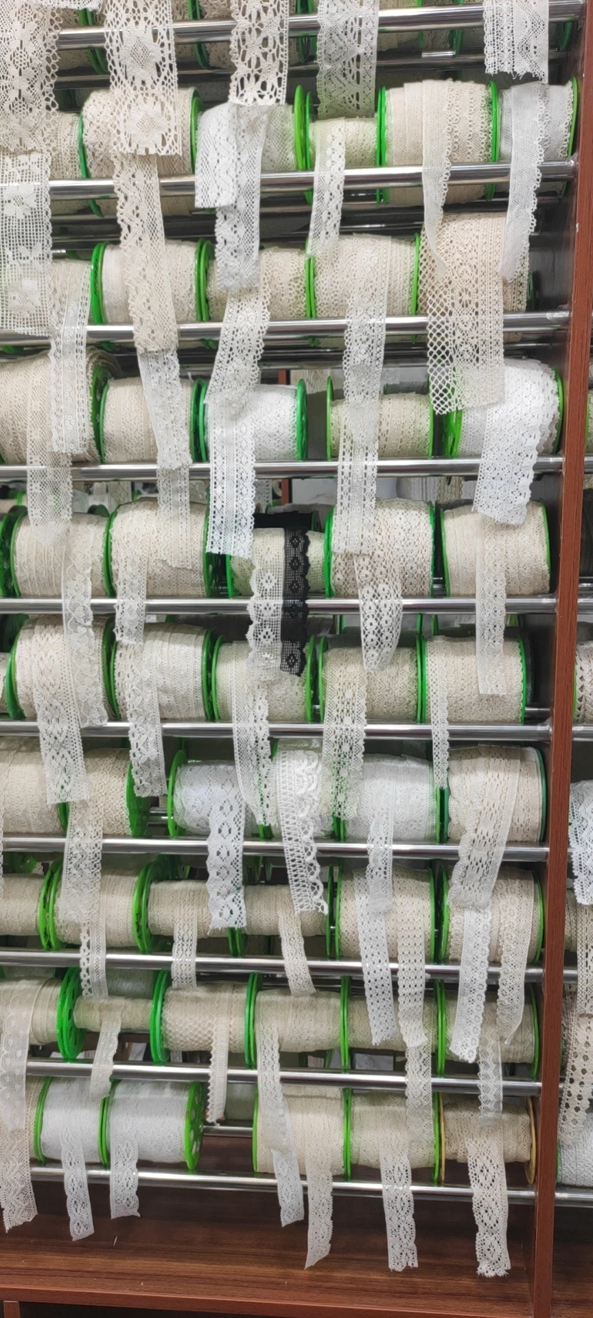Showing Room All Kinds of Milk Polyester Cotton Chemical White Black Lace  Cheap Design Lace Trim for Suit 1roll 15yard