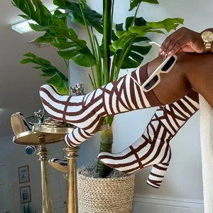 BUSY GIRL TLX9133 Women's Mid Socks Zebra Pattern Knitted Cuff Mid-calf Boots Lightweight & Stylish for  Ladies Winter Custom