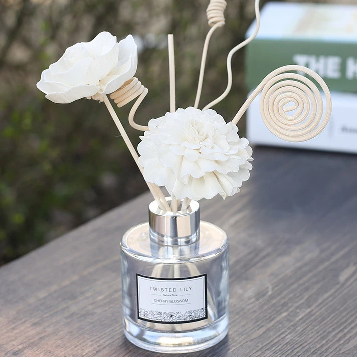 Sola Flower Garland Fashion Fragrance Diffuser Flower With Rattan Stick