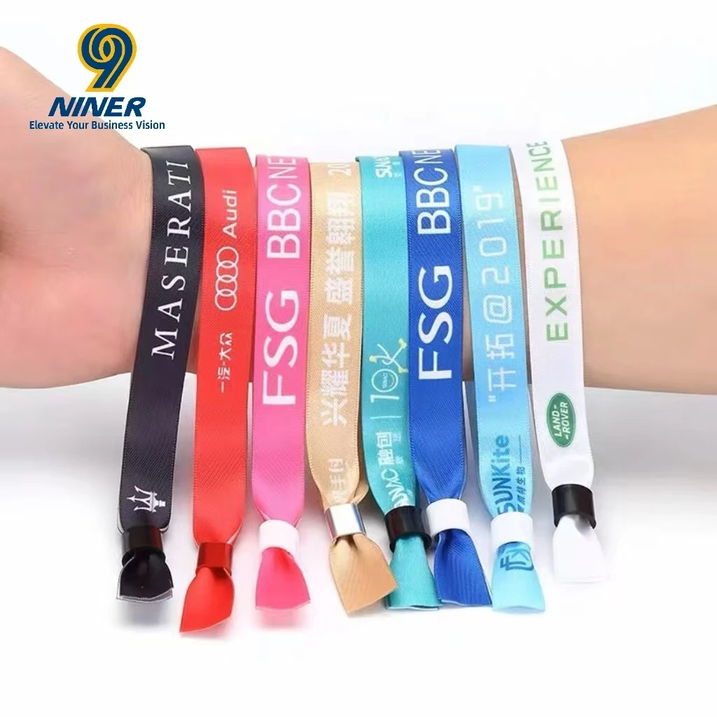 Customized Elastic Promotional Wristband with Logo Custom Woven Holiday Fabric for Activities preview 4