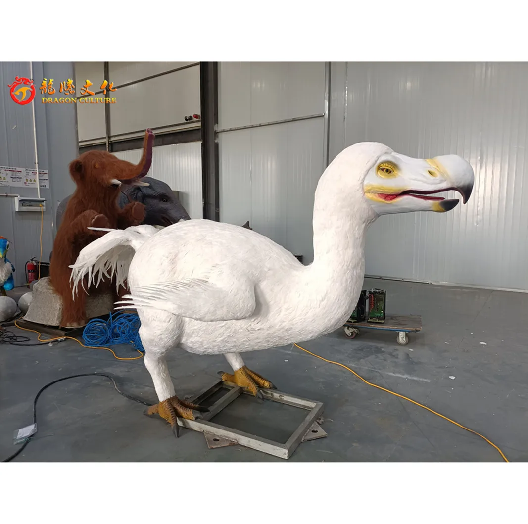 Life-size Dodo Bird - Event Décor And Prop Rental