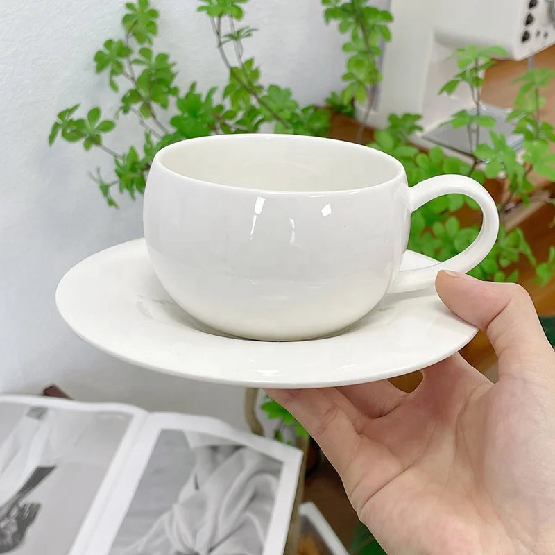 Wholesale 9 OZ High Quality Ceramic Coffee Mug Egg Shape Espresso Cups Set  with Handle and Tray Porcelain Coffee Cups