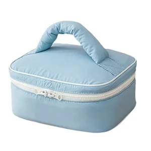 Manufacturer Custom Portable Soft Cosmetic Bag Fashion Storage Bag Waterproof Nylon Women Makeup Bags