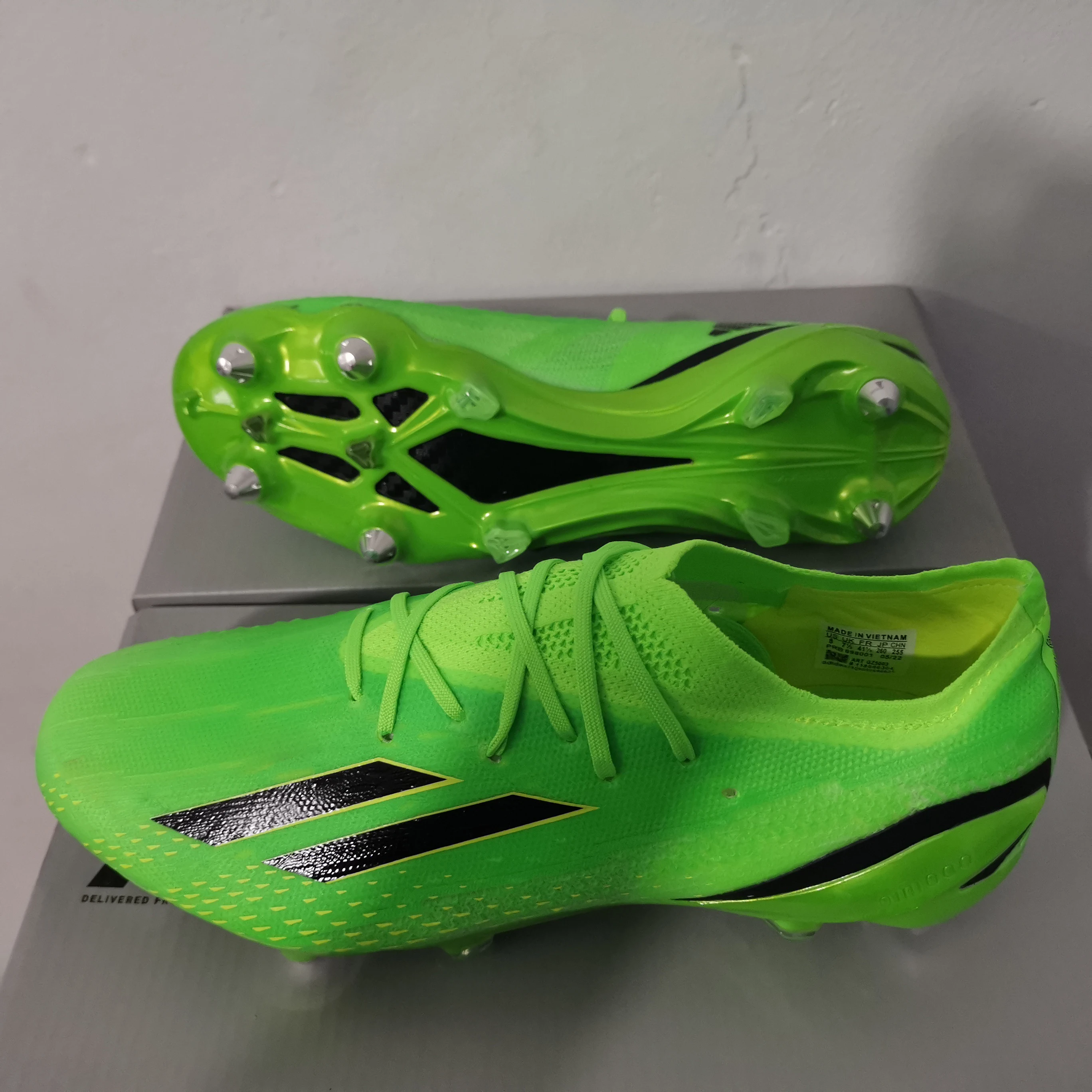 Factory Customize Men Cleats Football Boots High Top Soccer Boots ...