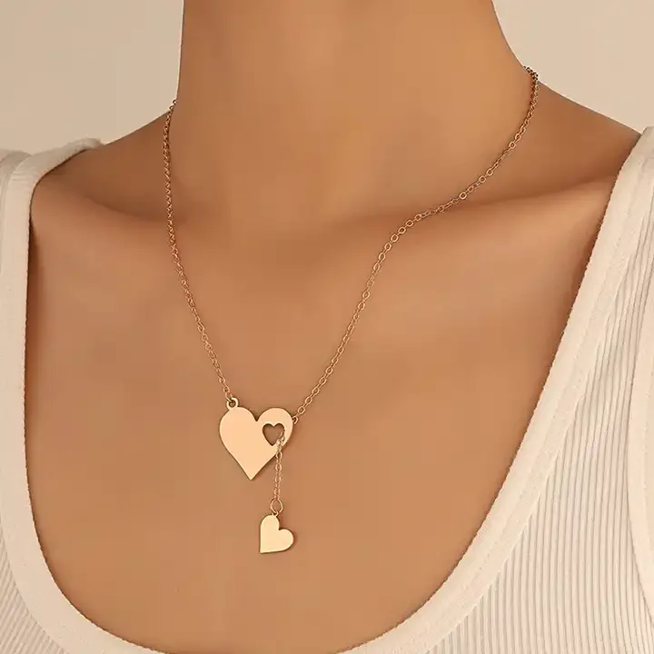 KAHDGSS Collana con ciondolo a forma di cuore in cristallo collana con ciondolo colorato alla clavicola gioielli per donne ragazze adolescenti ornamenti unici, come da immagine