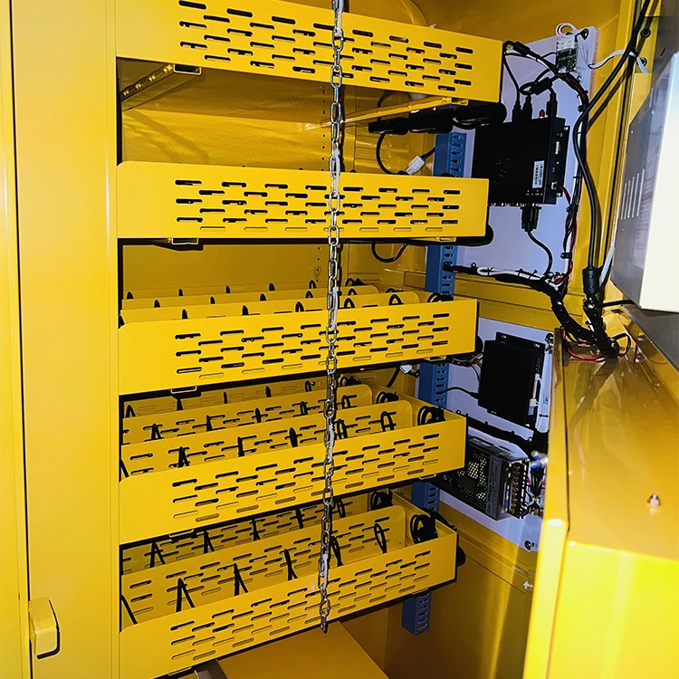 24 Hours Operation Vending Machine with 4G LTE Network Compatibility and 150-200 pcs Capacity Coin Operated Machine