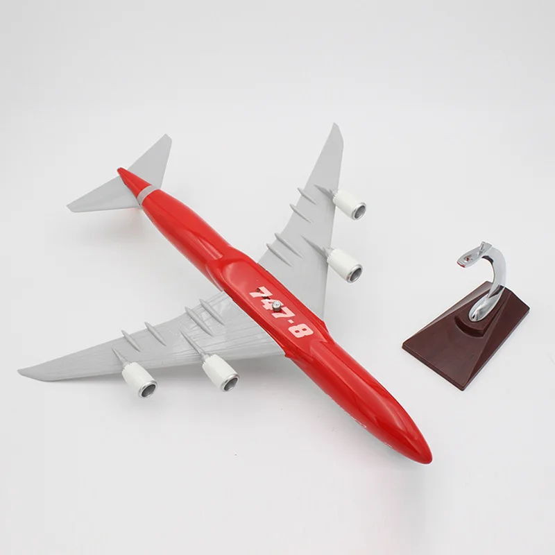 High Quality 1/150 Scale Boeing 747-800 Resin Model Plane
