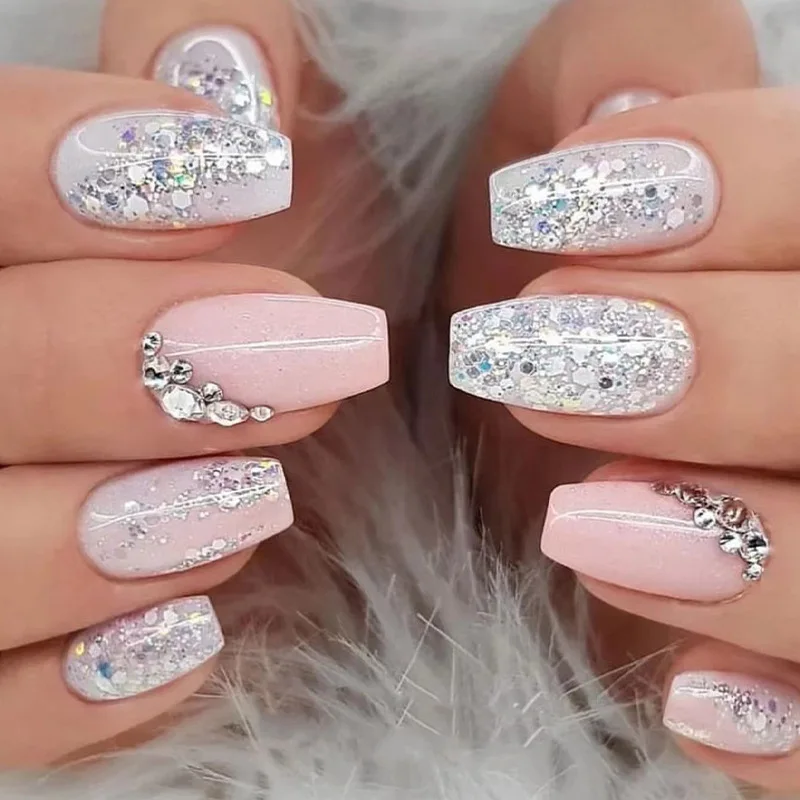 Künstliche Fingernägel Mit Herz & Stern – 24 Stück, Lang, Sarg-Form, Goldfolie & Mattes Rosa