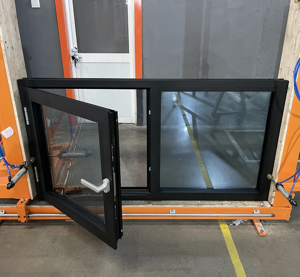 Minglei Good efficiency triple pane window thermal break aluminum profile casement window with screen factory