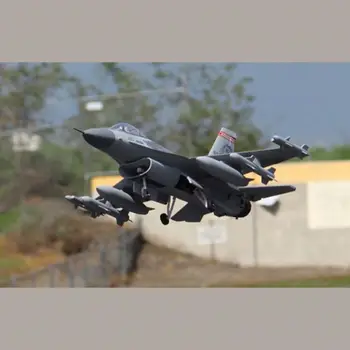 発泡スティロール製R/C戦闘機④　英国機