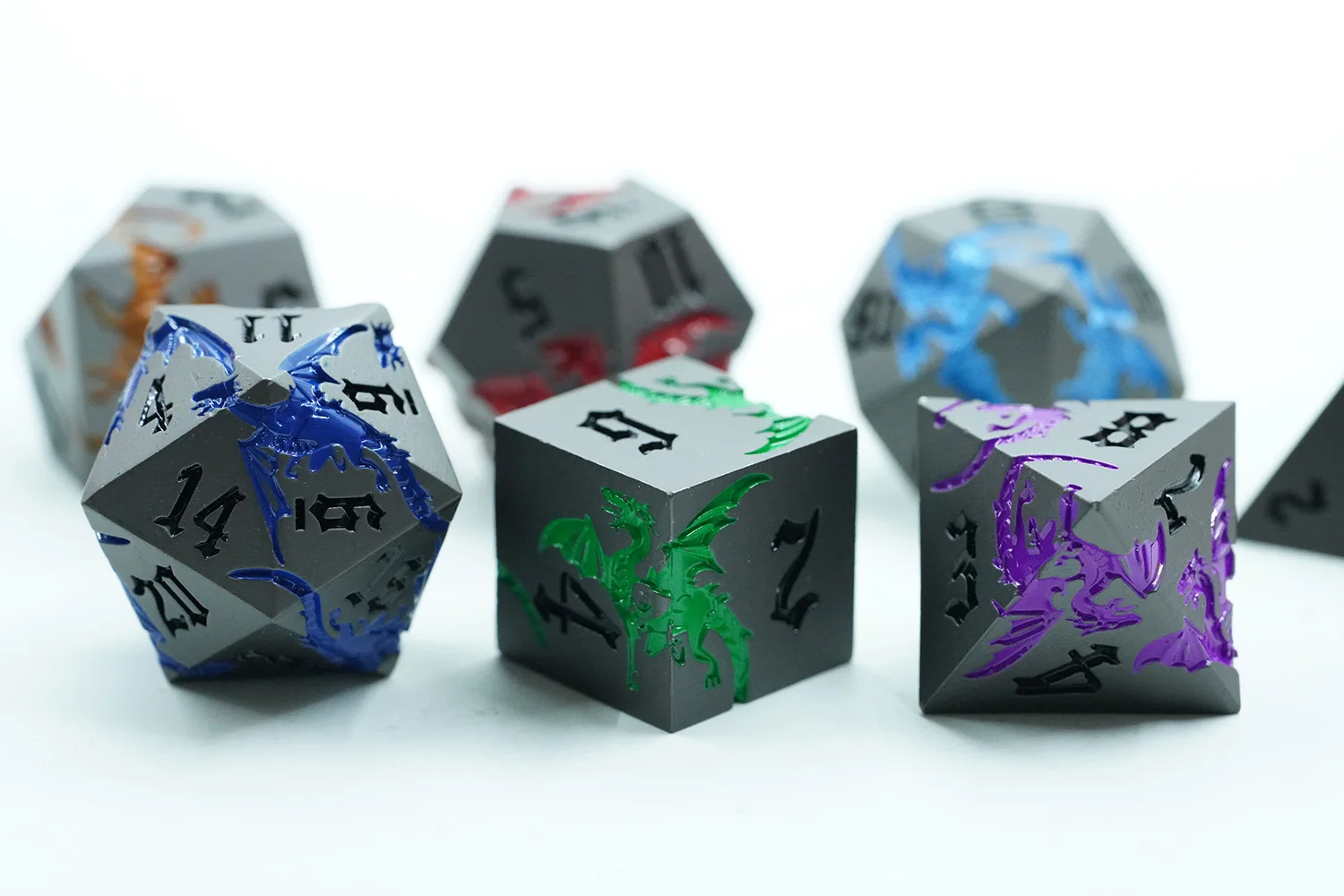 Colorful Rainbow Dragon Metal Dice Set 7pcs 16mm Zinc Alloy D20 Polyhedral for DND Games Custom Logo supplier