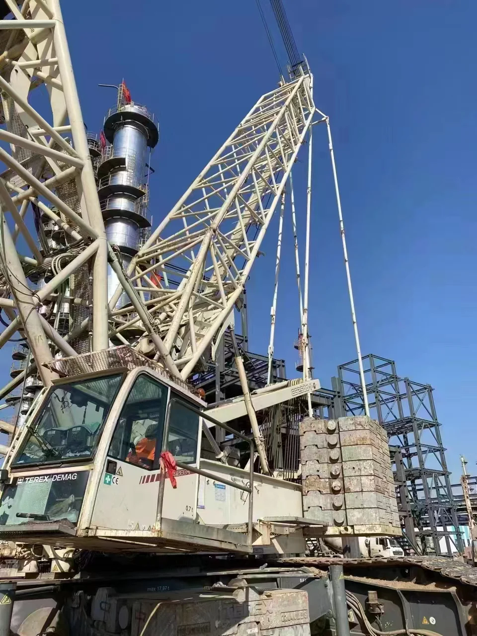 Used with Good Performance Demag CC2500 Used Crawler Crane 450Ton Used Hydraulic Crane Demag  Germany Crane