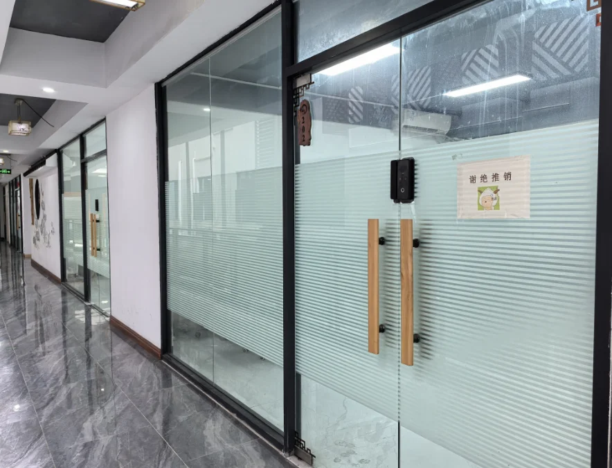 Guangzhou Elang Uncommon Leatherware Co., Ltd.