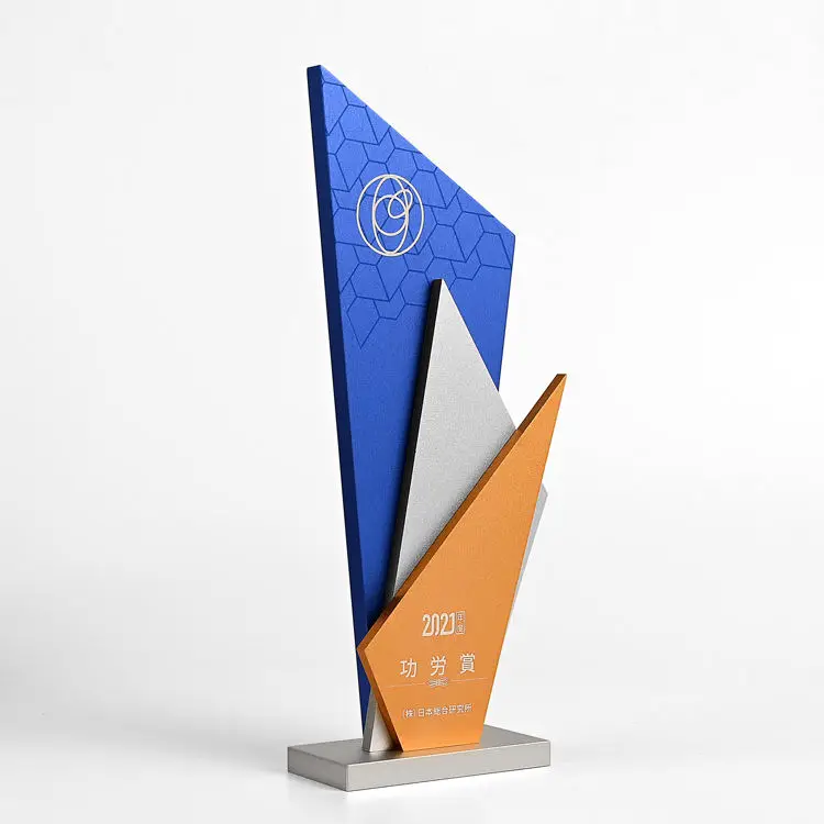 JY Good Quality Customized Metal Trophy Crystal Award