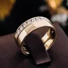 Anillo de oro de 14 quilates con diamantes naturales