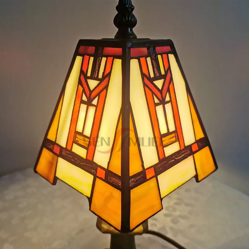 Sensmuel Wholesale Customized and Direct Sales of Cheap 6-inch  Mosaic Painted Glass LED Desk Table Small LED Lamps
