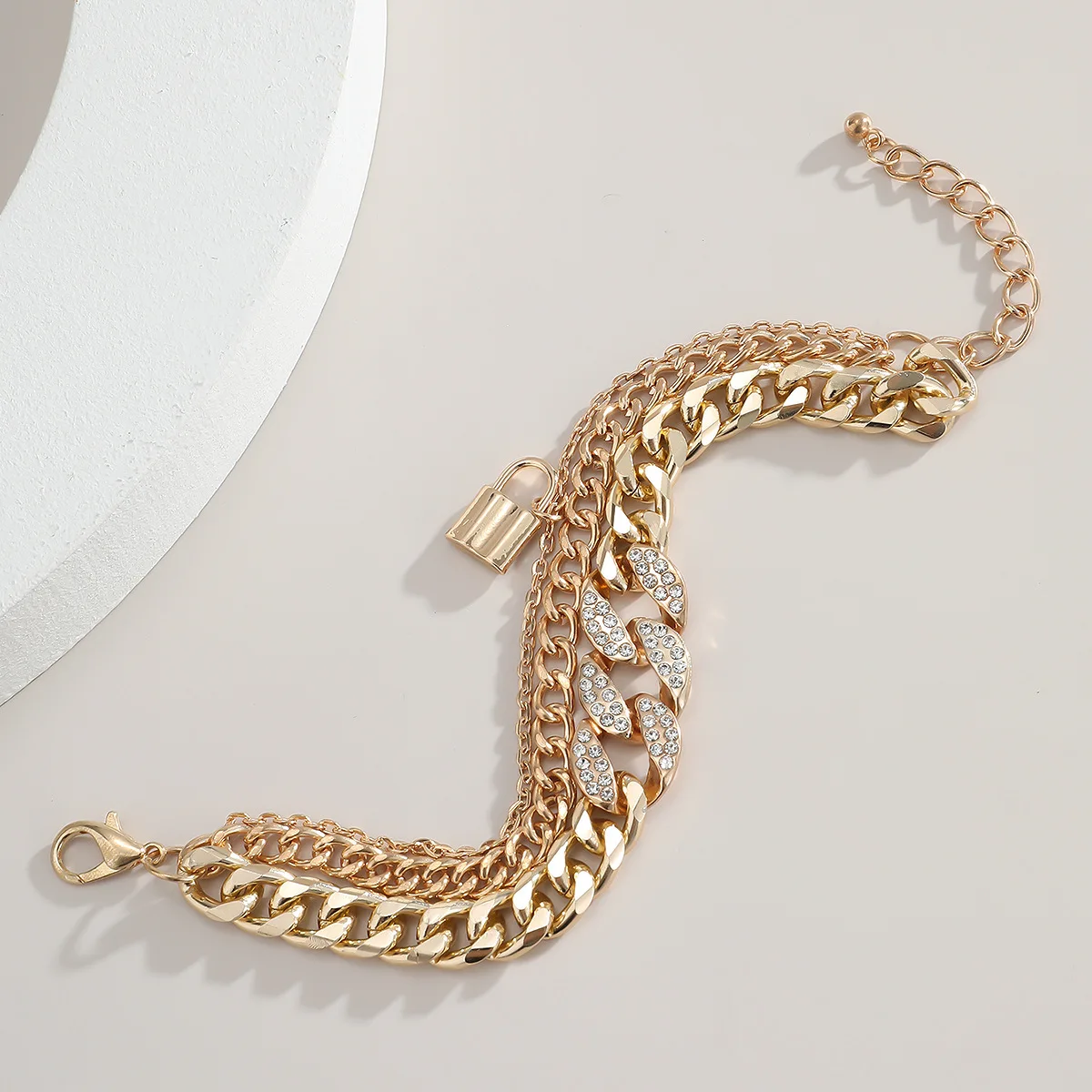 Wholesale Fashion gold chain locket bracelet set for women wholesale  NX207302 From m.
