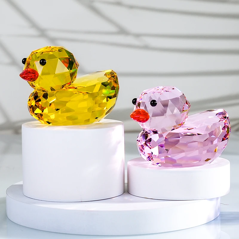 Cute Little Yellow Duck K9 Crystal Decoration Polished Glass Cube with Etched Design Wedding Return Gifts for Home Decor factory