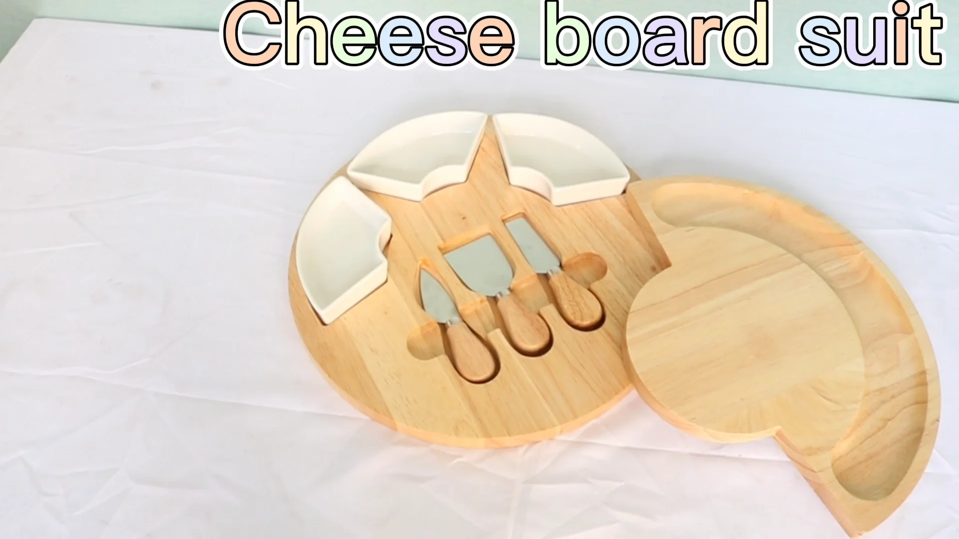 High Quality Swiveling Large Size Charcuterie Bamboo Rubber Wood Cheese