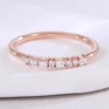 Anillo de oro amarillo de 10 quilates con diamante de laboratorio