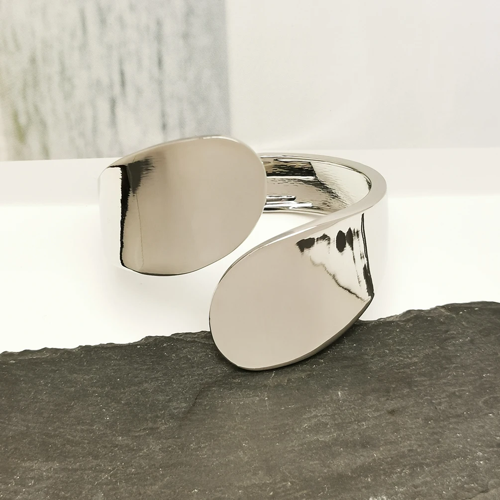 Cross Border European American Design 2 Head Arc Shape Irregular Cuff Bracelet Fashion Gold Pleated Open Bangle Bracelet Women