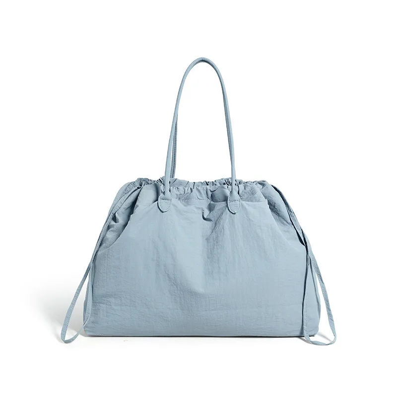 Wholesale Customizable Large Capacity Nylon Tote Bag Lightweight Drawstring Shoulder Bag For Sports,