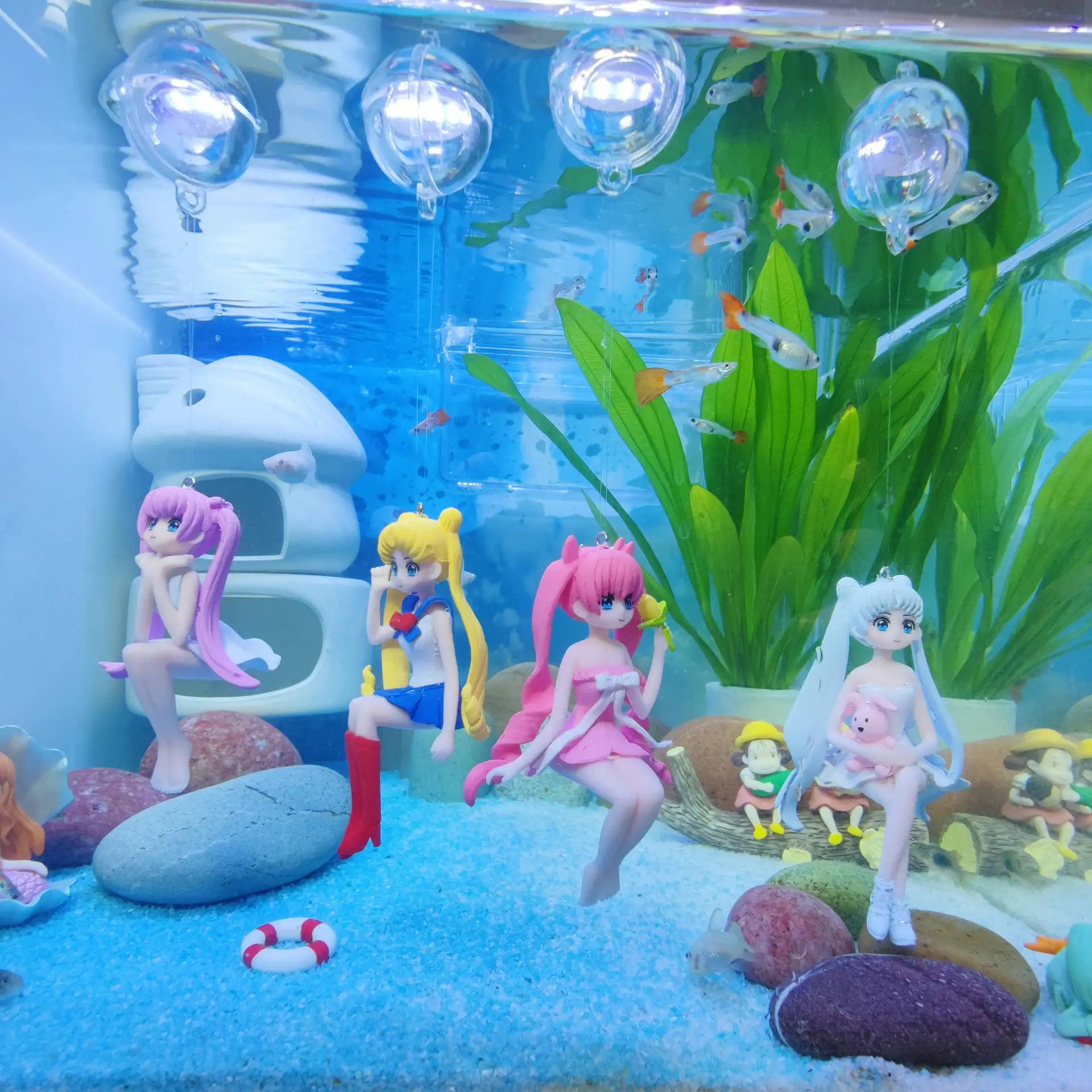 青い服の女の子の創意的なホームアクセサリーの樹脂の置物 【公式通販】