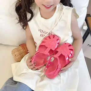 New Design Student Girl Sandals Fashion Jelly Color Bright Soft Soled Shoes Children Summer Hollow Out Beach Shoes