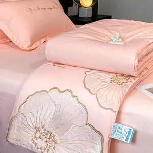 Wholesale Factory Summer Quilt Set European Style Skin-friendly Printing of Four Summer Cool Washed Silk Quilt Gift