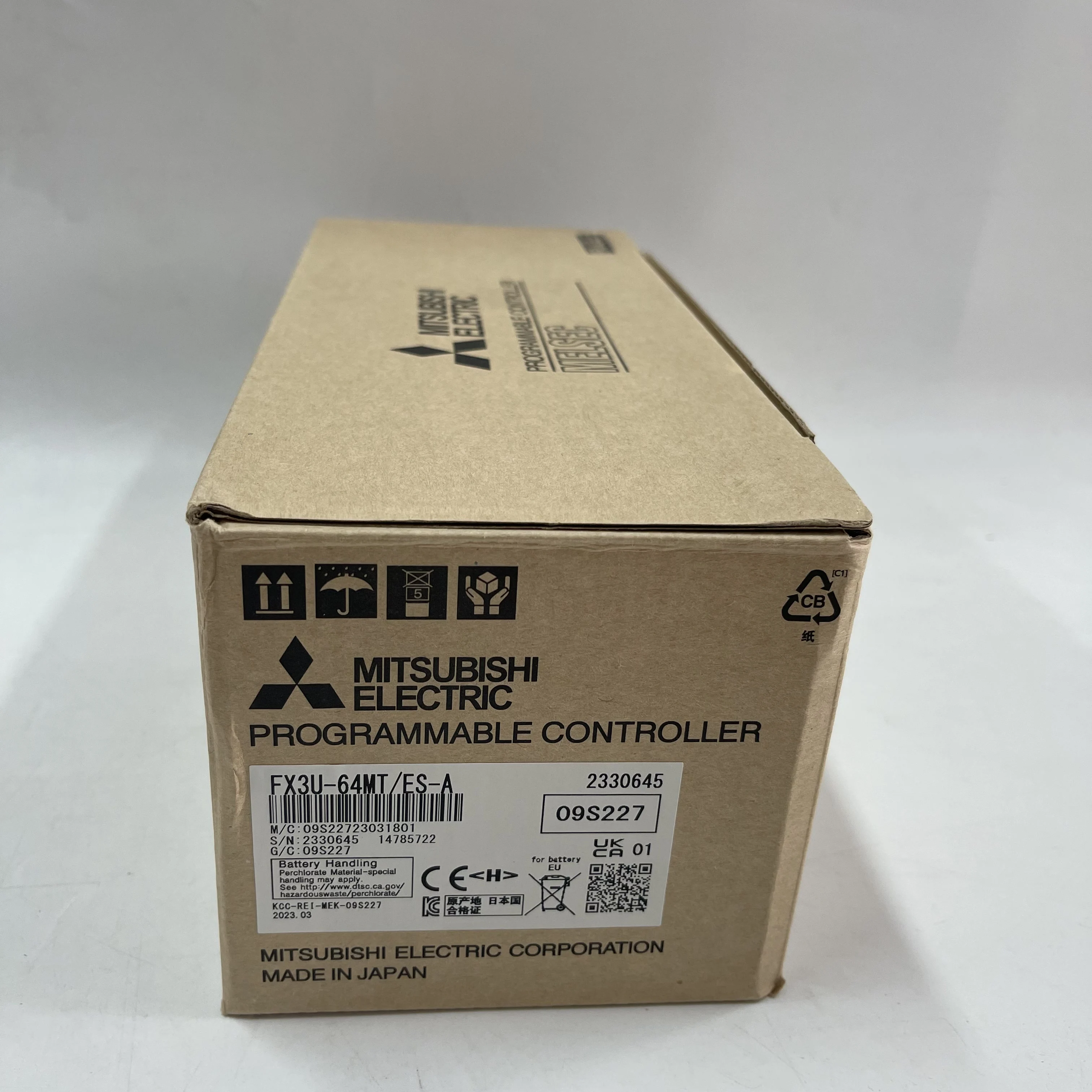 Mitsubishi Programmable Logic Controller FX3U-64MT/ES-A Mitsubishi Programmable Logic Controller FX3U-64MT/ES-A