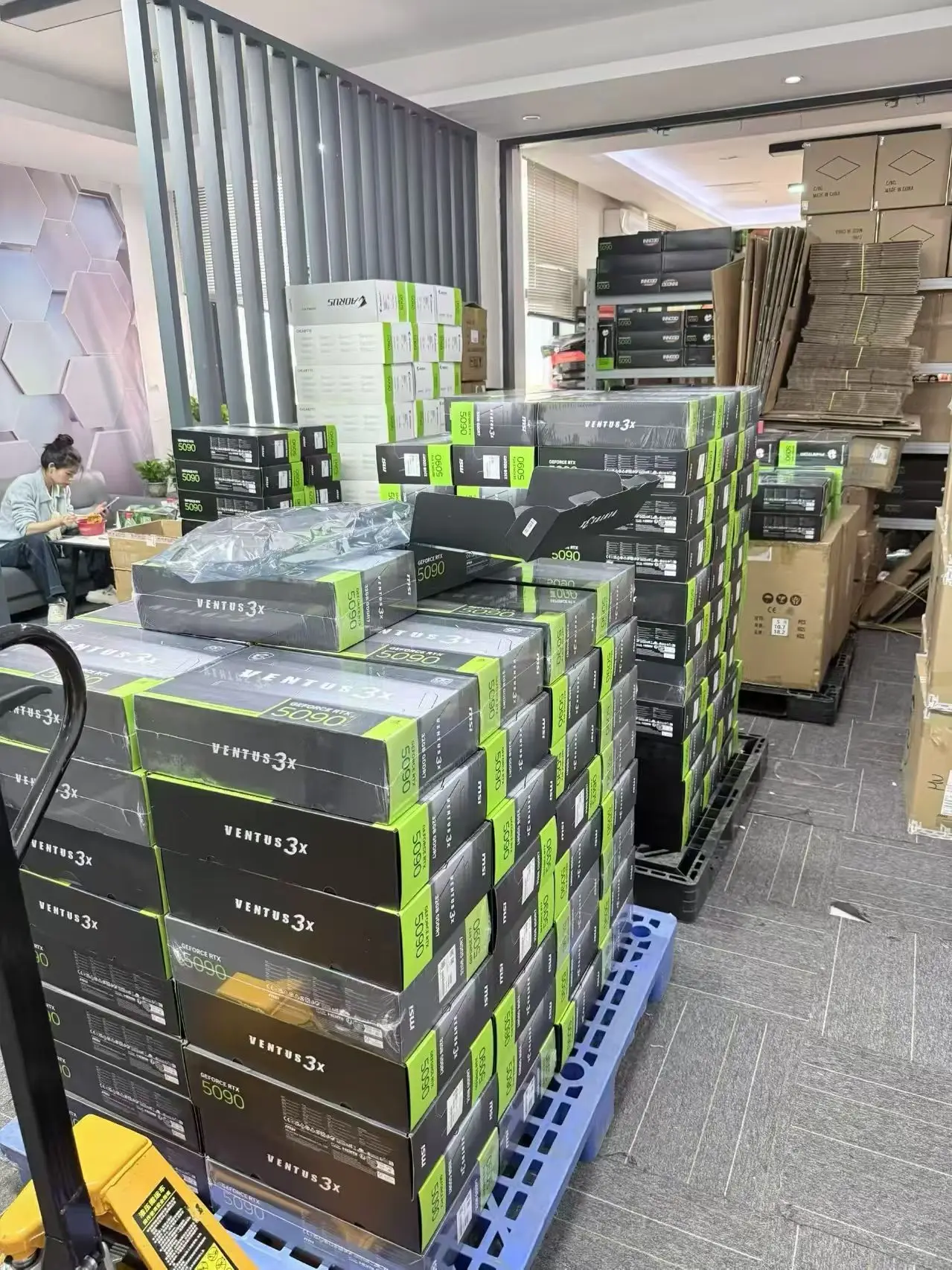 Shenzhen Caesar Technology Co., Ltd. 2