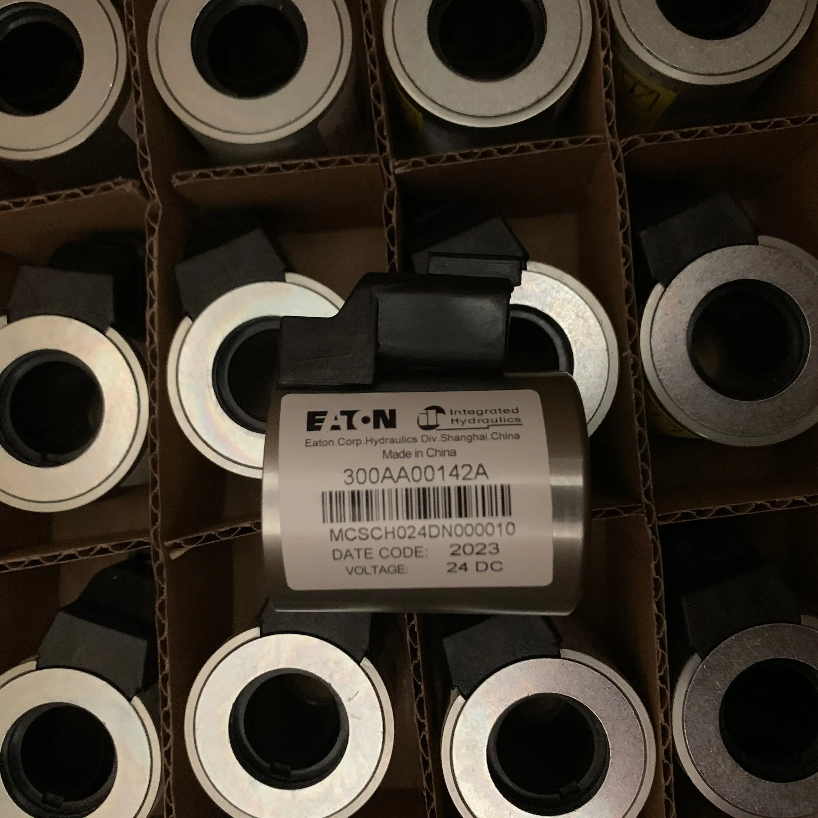 300AA00142A MCSCH024DN000010 Coil for Solenoid Valve DAN FOSS EATON VICKERS IH Original made in USA origin