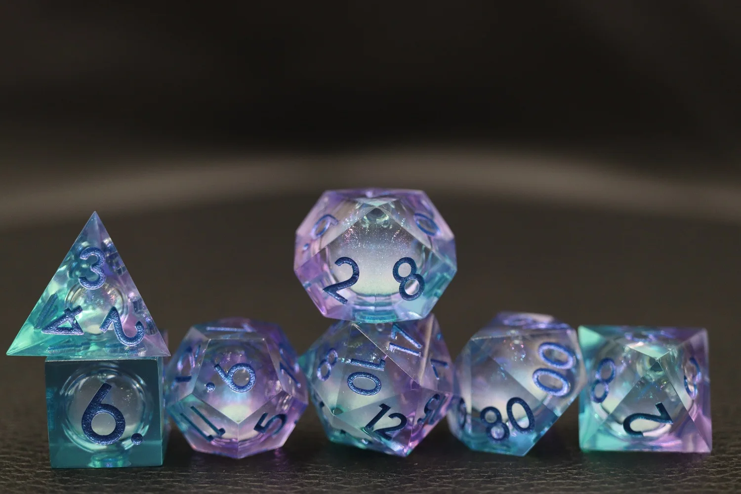 7pcs Polyhedral Glitter Resin RPG Dice Dungeons and Dragons Sharp Edge Liquid Core for D&D Players details
