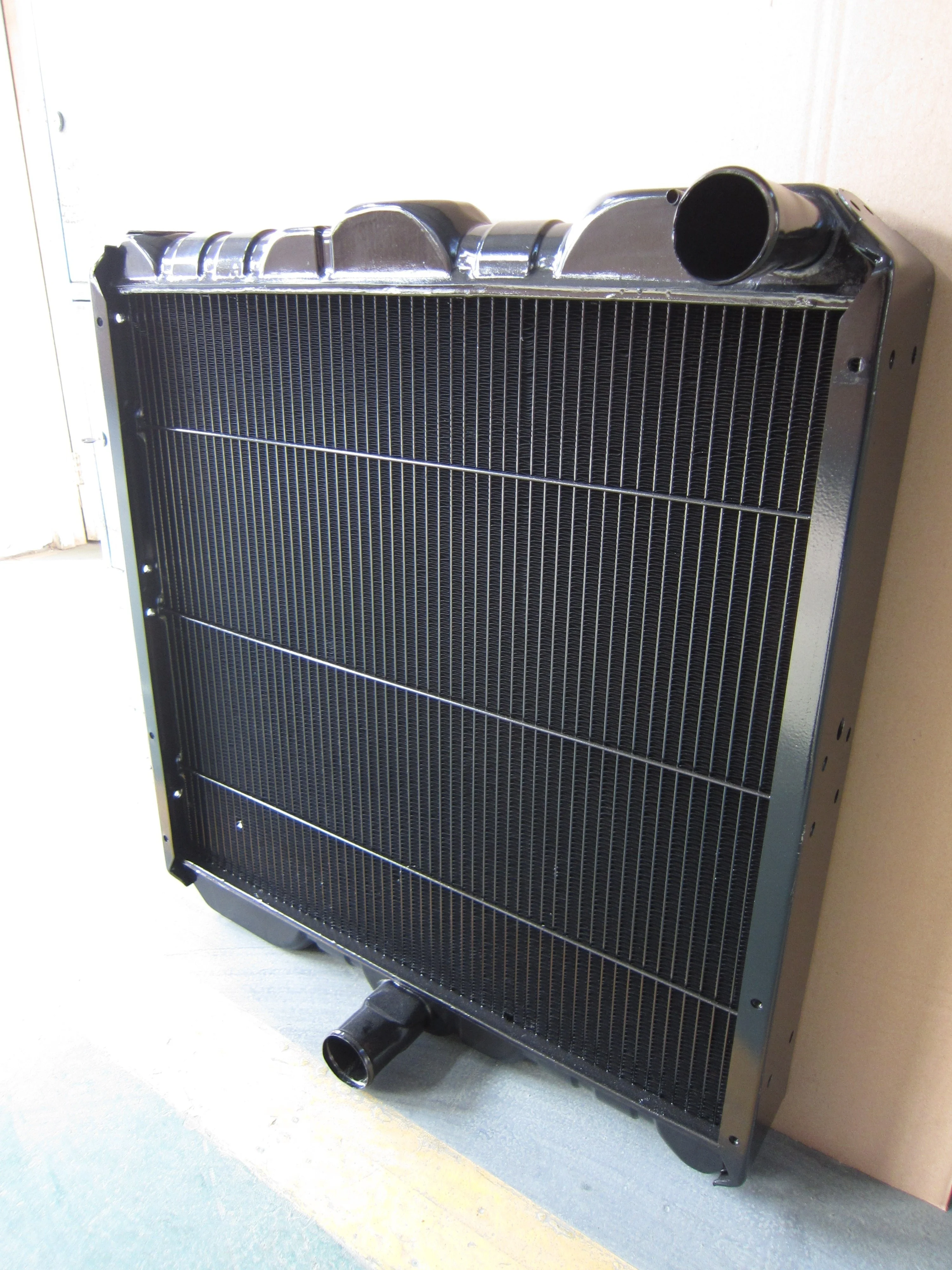 21400-02Z73 Japanese NF6TA CD32 CV32 Radiator for Nissan Engine