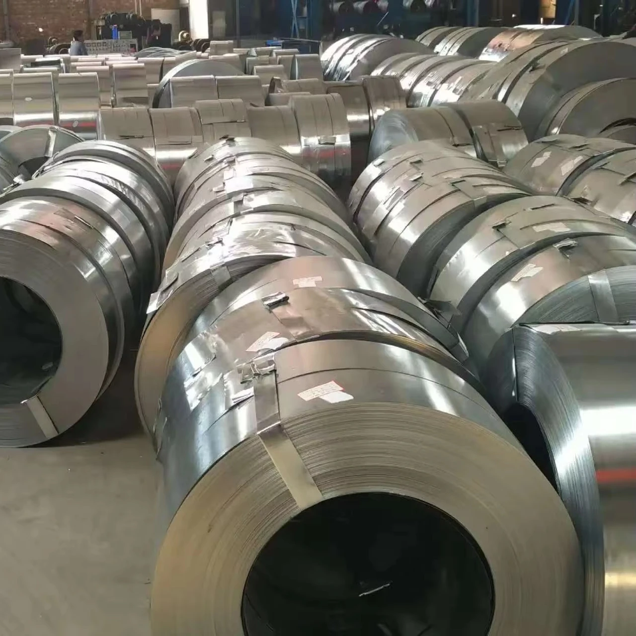 Q235 Galvanized Steel Strips 0.3-4.0mm Thickness Durable Material for Various Applications manufacture