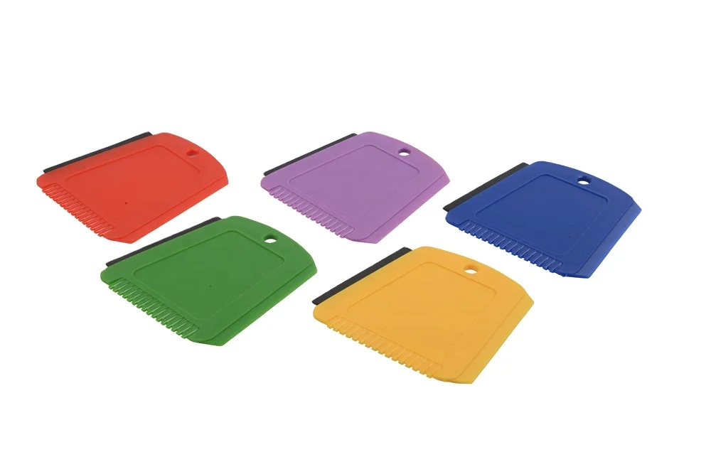 Пластиковый скребок для чистки автомобиля по заводской цене