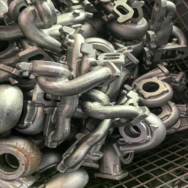 Niemieszkalny kolektor wydechowy Ka24de z żeliwa szarego, odlewy piaskowe przemysłowe z elementami stalowymi od producenta