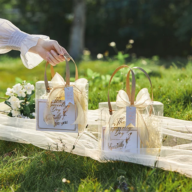 Wedding Favors Welcome Bags Floral Canvas Bags: Charming Wedding