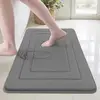 Gris foncé