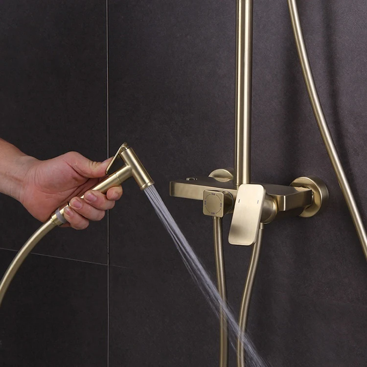 Oro Función de 4 vías Baño frío y caliente Grifos para baño y ducha Juegos de mezcladores de ducha con rociador de bidé