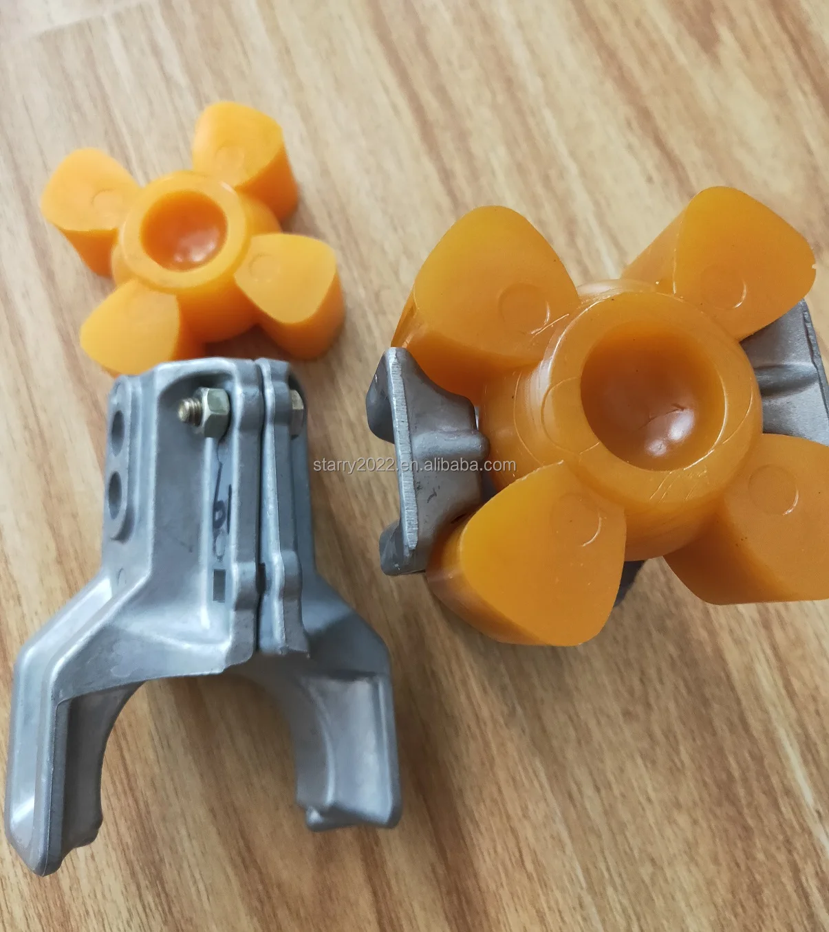 Universal Driveline Coupler For Center Pivot Irrigation Equipment